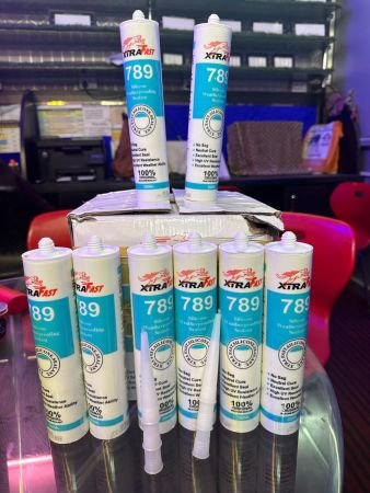 SILICONE CYLINDER+HEATSINK PASTE